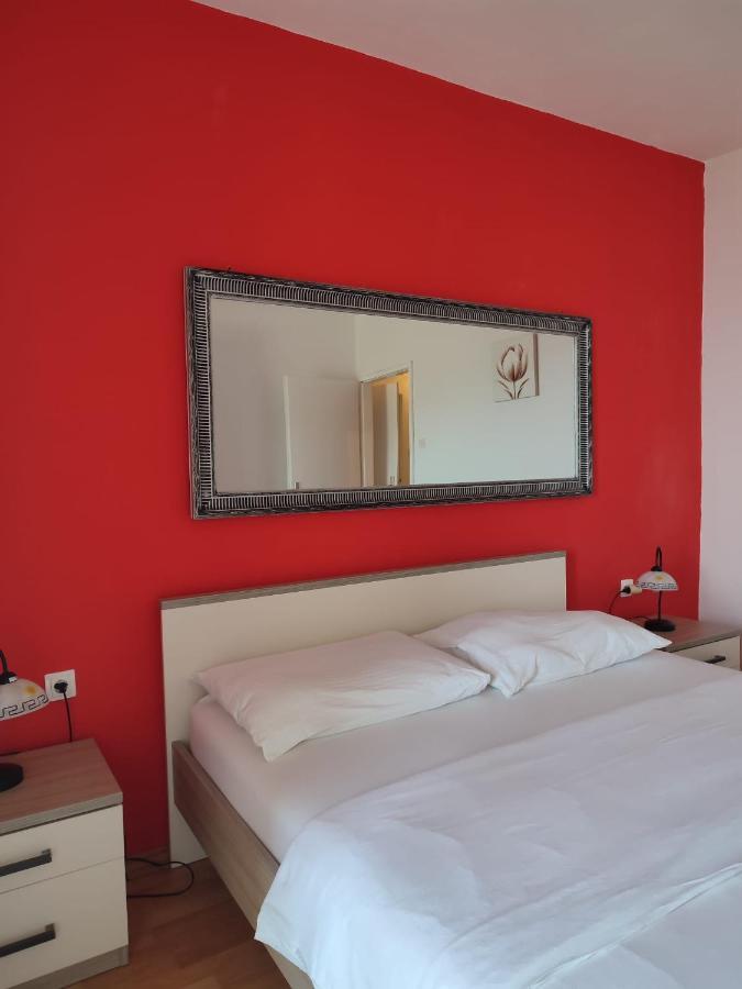 Apartments Laus زافالاتيكا المظهر الخارجي الصورة
