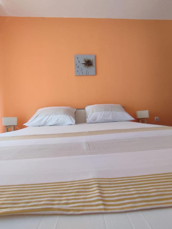 Apartments Laus زافالاتيكا المظهر الخارجي الصورة